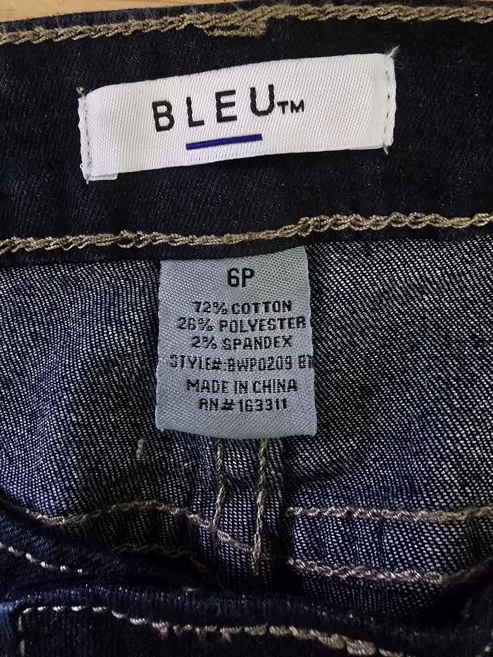 BLEU Women's 6P Dark Wash Stretch Denim Jeans Petite Slim Leg - Picture 4 of 8